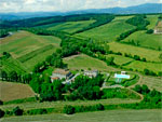 Farmhouse in Tuscany with swimming pool. Agriturismo in Valtiberina
