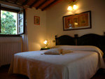 Farmhouse in Tuscany with swimming pool. Agriturismo in Valtiberina