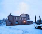 Farmhouse in Tuscany with swimming pool. Agriturismo in Valtiberina