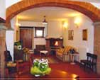 Farmhouse in Tuscany with swimming pool. Agriturismo in Valtiberina