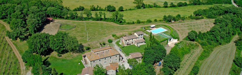 Agriturismo-Il-Sasso-panorama-Petriolo