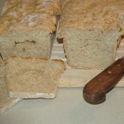 Pane toscano caldo e casareccio