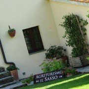 agriturismo-il-sasso-in-valtiberina-toscana