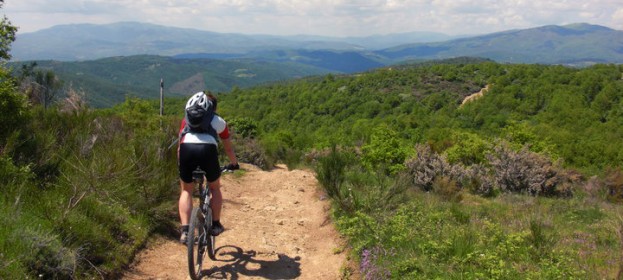 Trekking e Mountain Bike in Valtiberina: vacanza sportiva in Toscana