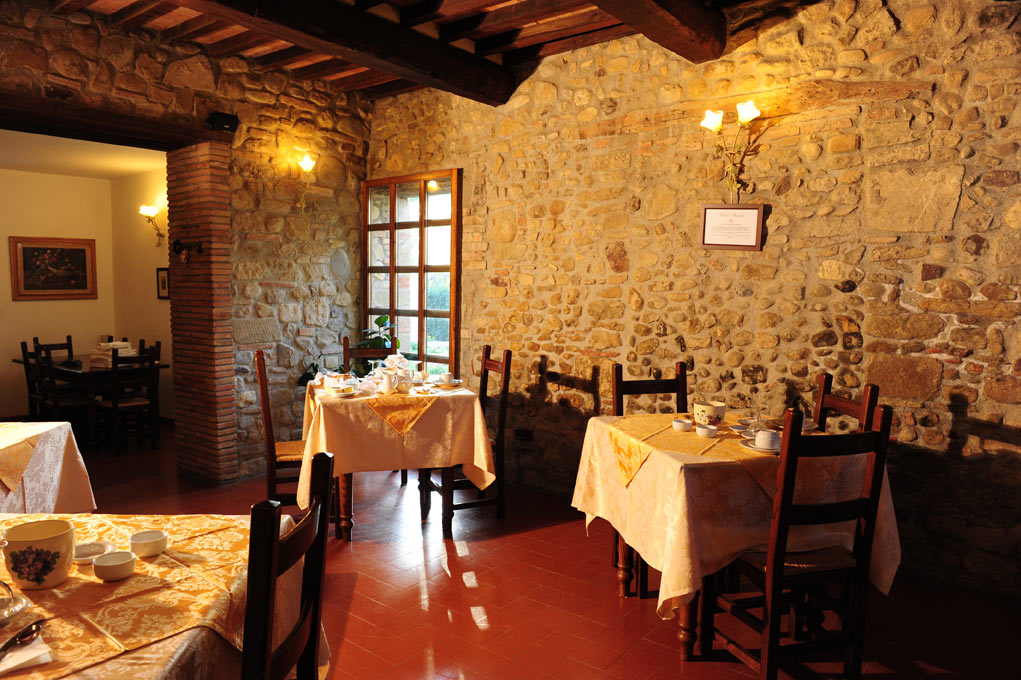 sala-colazione-agriturismo-in-toscana