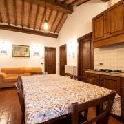 granaio-cucina-soggiorno