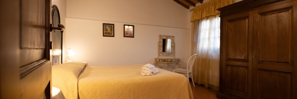 camera-matrimoniale-granaio